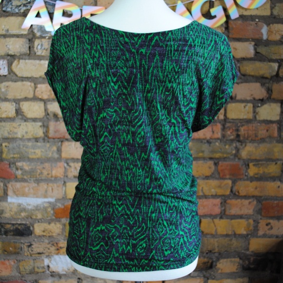 THE PODOLLS Dolman Sleeve Top - Picture 6 of 7